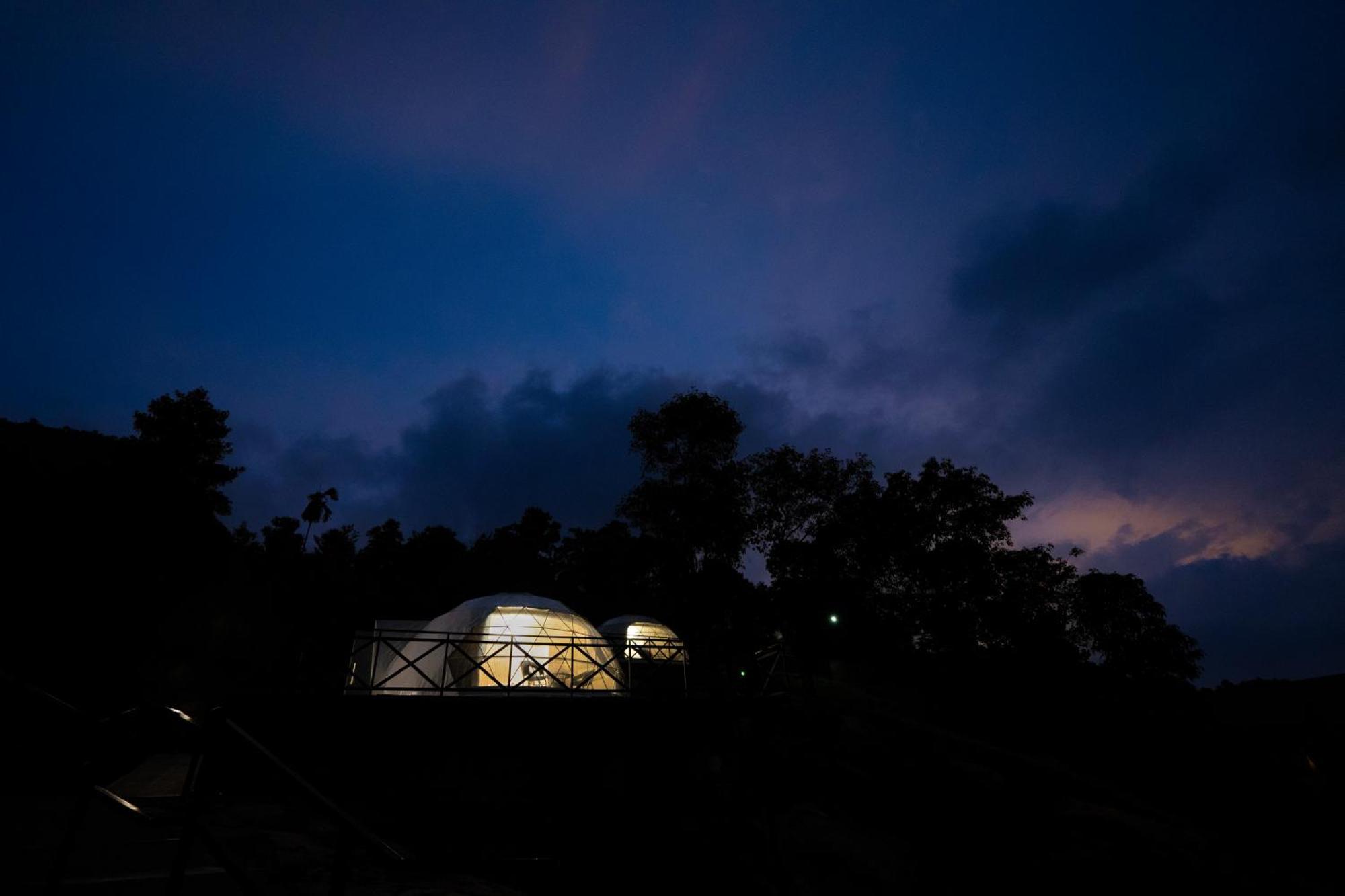 Karimb Resorts Vallikavungal Exterior foto